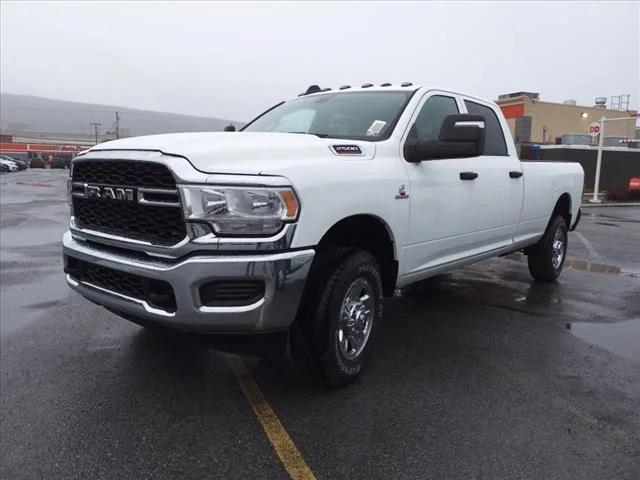 2024 RAM Ram 2500 RAM 2500 TRADESMAN CREW CAB 4X4 8 BOX