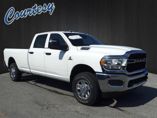 2024 RAM Ram 2500 RAM 2500 TRADESMAN CREW CAB 4X4 8 BOX