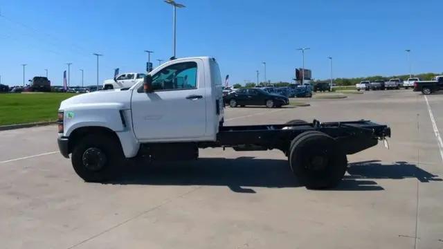 2023 Chevrolet Silverado MD LT
