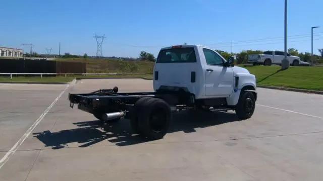 2023 Chevrolet Silverado MD LT