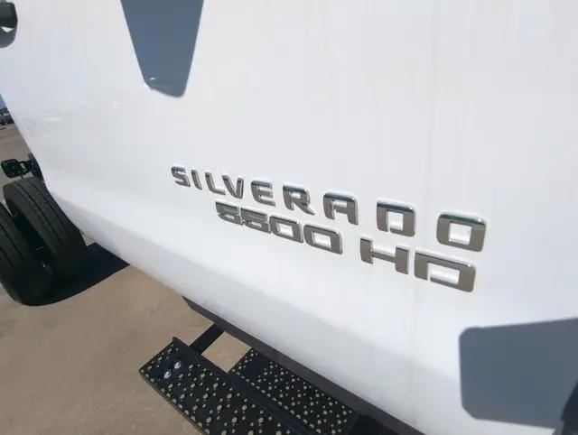 2023 Chevrolet Silverado MD LT