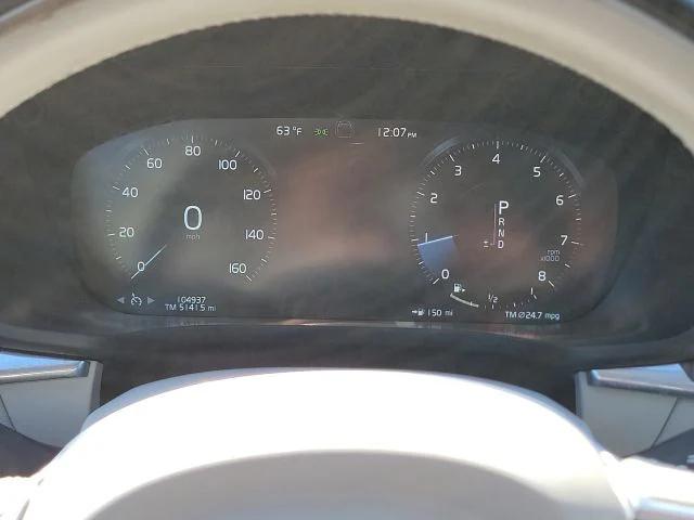 2021 Volvo XC60 T5 Momentum