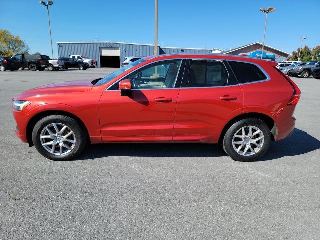 2021 Volvo XC60 T5 Momentum