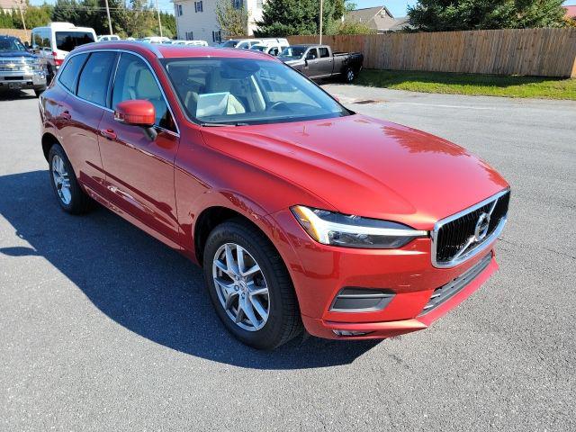 2021 Volvo XC60 T5 Momentum