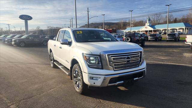 2023 Nissan TITAN Crew Cab Platinum Reserve 4x4