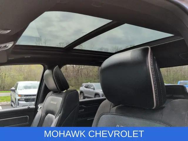 2022 Ram 1500 Laramie Crew Cab 4x4 6'4" Box