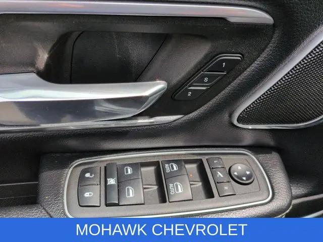 2022 Ram 1500 Laramie Crew Cab 4x4 6'4" Box