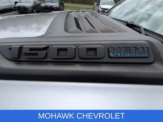 2022 Ram 1500 Laramie Crew Cab 4x4 6'4" Box
