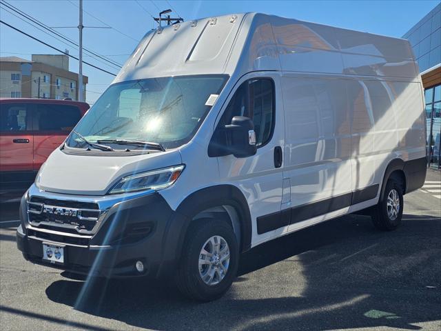 2024 RAM Ram ProMaster RAM PROMASTER 3500 SLT+ CARGO VAN SUPER HIGH ROOF 159 WB EXT