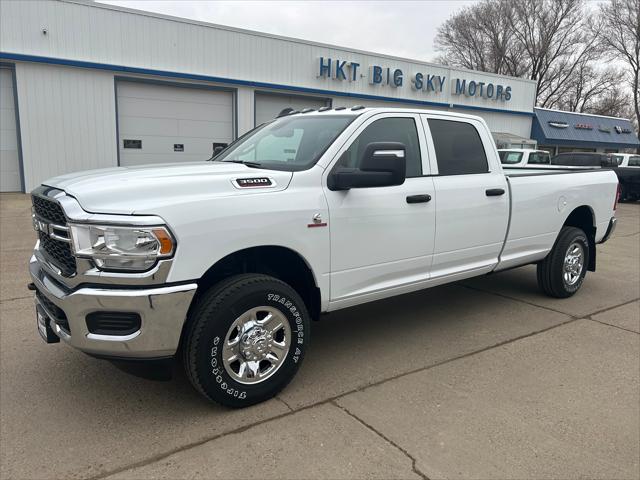 2024 RAM Ram 3500 RAM 3500 TRADESMAN CREW CAB 4X4 8 BOX