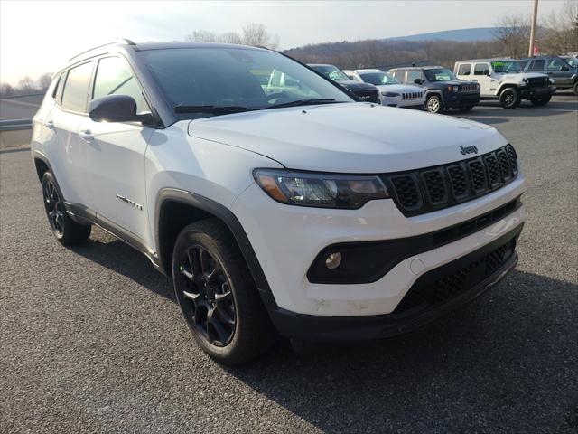 2024 Jeep Compass COMPASS LATITUDE 4X4