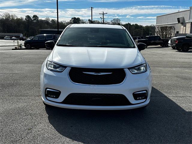 2024 Chrysler Pacifica Touring L for sale in Florence, AL