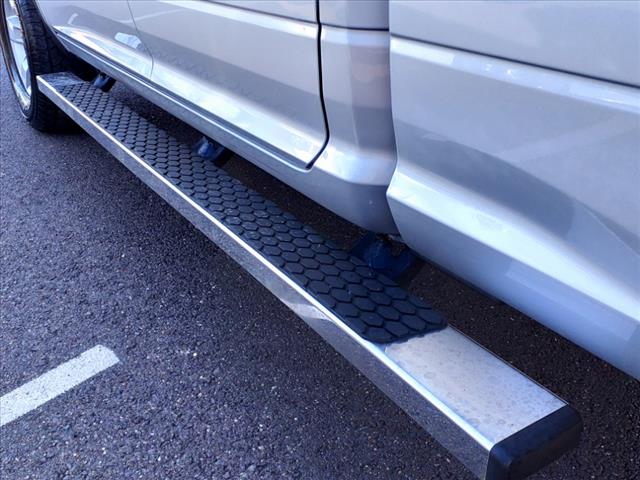 2017 Ram 1500 SLT Quad Cab 4x4 6'4" Box