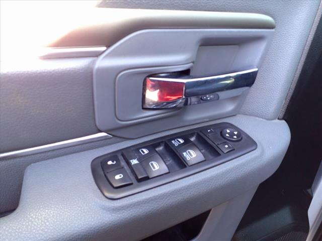2017 Ram 1500 SLT Quad Cab 4x4 6'4" Box