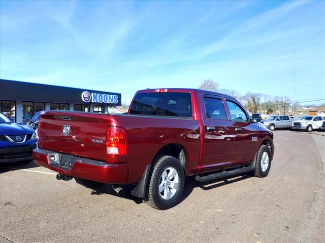 2017 Ram 1500 Express Crew Cab 4x4 57 Box