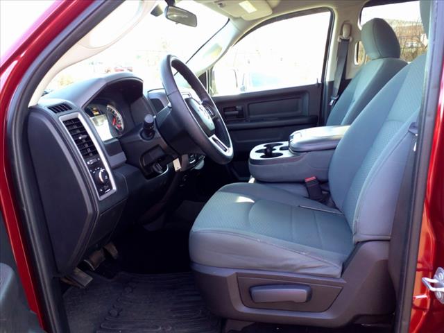 2017 Ram 1500 Express Crew Cab 4x4 57 Box