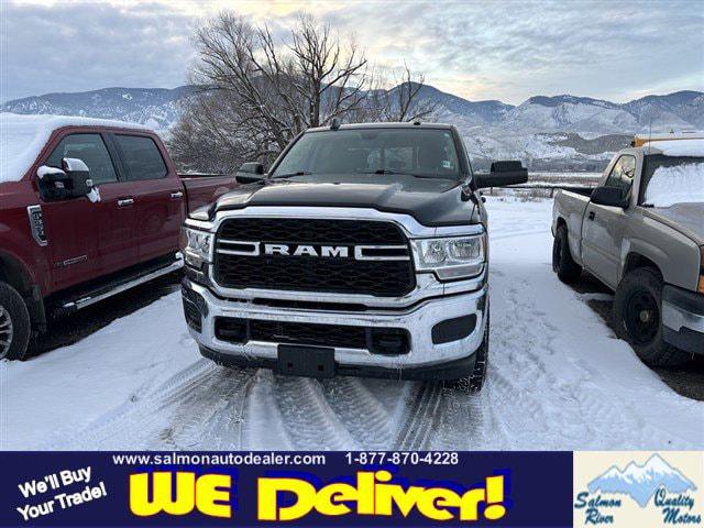 2019 RAM 3500 Tradesman Crew Cab 4x4 8 Box