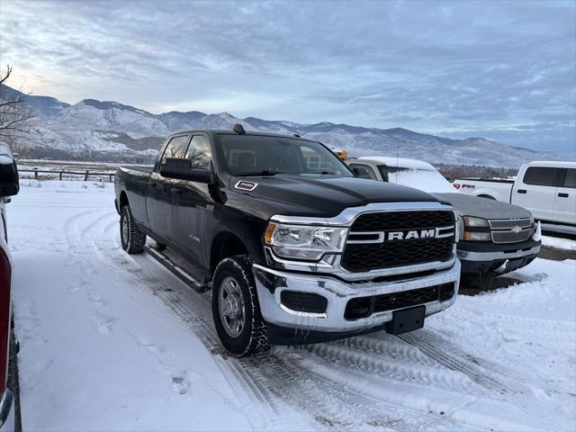 2019 RAM 3500 Tradesman Crew Cab 4x4 8 Box