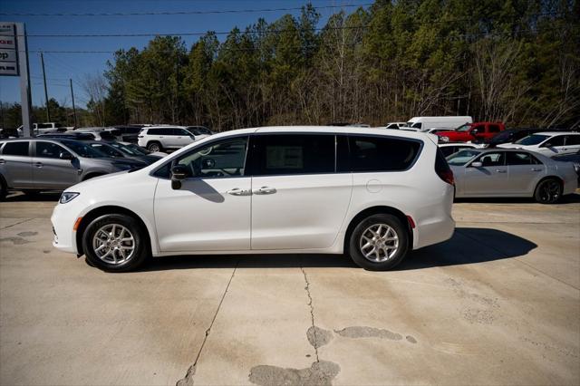 2024 Chrysler Pacifica PACIFICA TOURING L