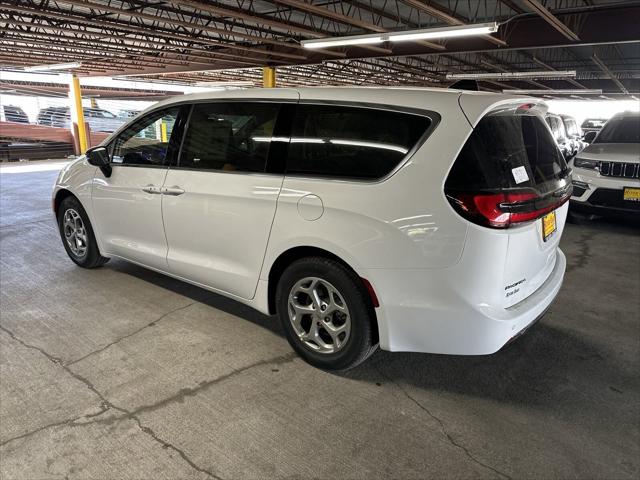 2024 Chrysler Pacifica PACIFICA LIMITED