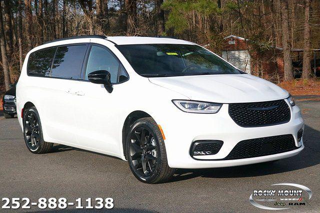 2024 Chrysler Pacifica Touring L for sale in Rocky Mount, NC