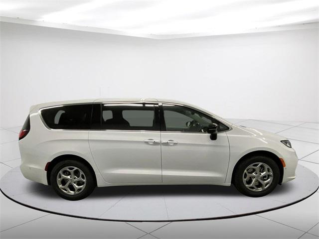 2024 Chrysler Pacifica PACIFICA LIMITED