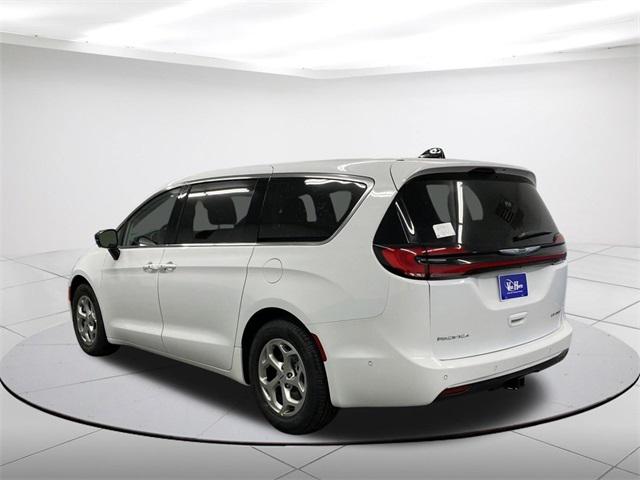 2024 Chrysler Pacifica PACIFICA LIMITED