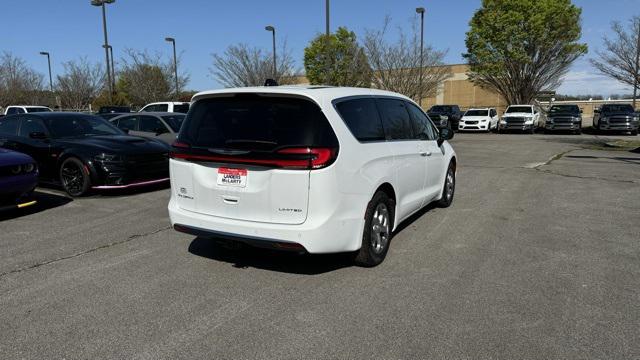 2024 Chrysler Pacifica PACIFICA LIMITED