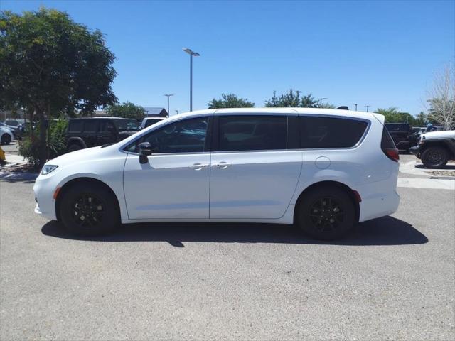 2024 Chrysler Pacifica PACIFICA TOURING L