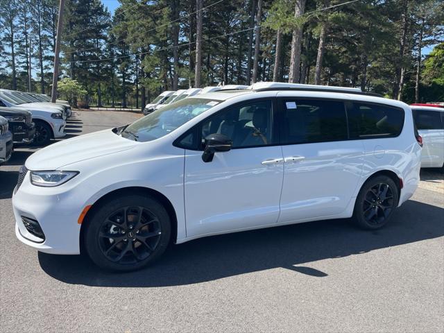 2024 Chrysler Pacifica PACIFICA LIMITED