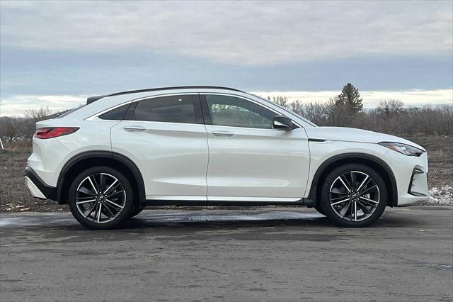 2023 INFINITI QX55 LUXE AWD