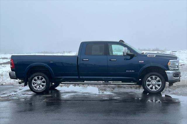 2022 RAM 3500 Laramie Crew Cab 4x4 8 Box