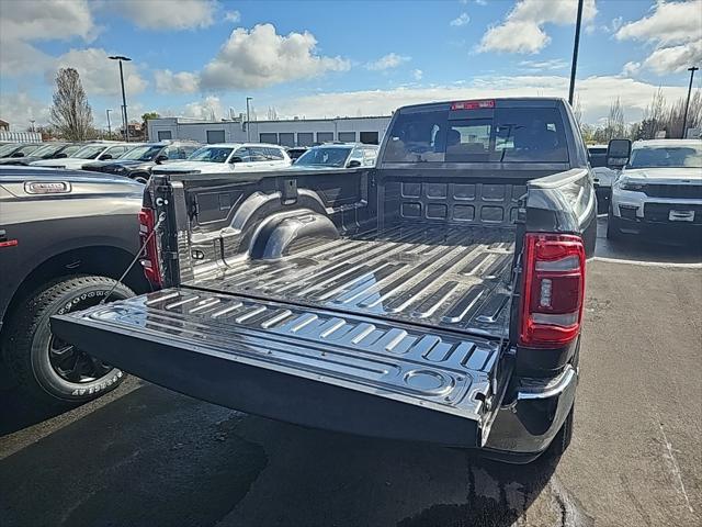 2024 RAM Ram 2500 RAM 2500 TRADESMAN CREW CAB 4X4 8 BOX