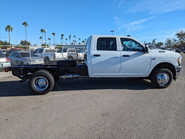 2024 RAM Ram 3500 Chassis Cab RAM 3500 TRADESMAN CREW CAB CHASSIS 4X4 60 CA