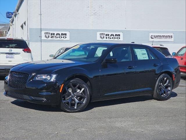 2023 Chrysler Chrysler 300 300 TOURING