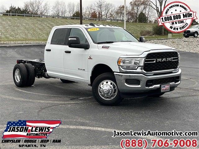 2024 RAM Ram 3500 Chassis Cab RAM 3500 SLT CREW CAB CHASSIS 4X4 60 CA