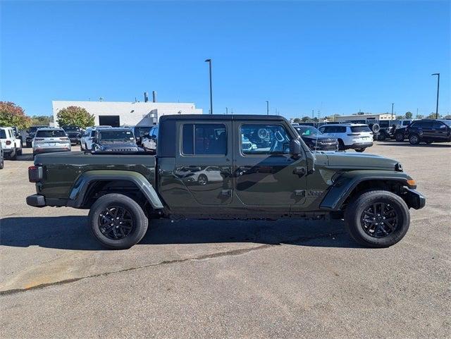 2023 Jeep Gladiator GLADIATOR SPORT S 4X4