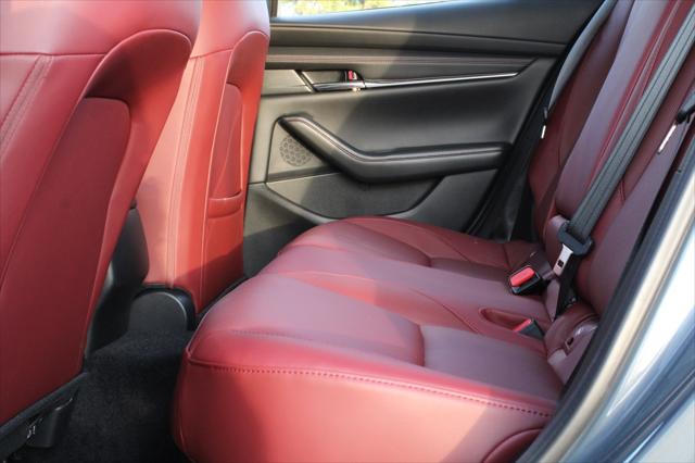 2024 Mazda Mazda3 2.5 S Carbon Edition