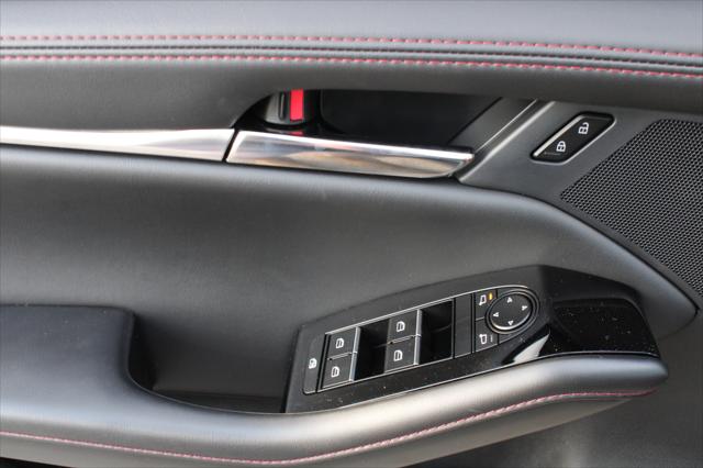 2024 Mazda Mazda3 2.5 S Carbon Edition