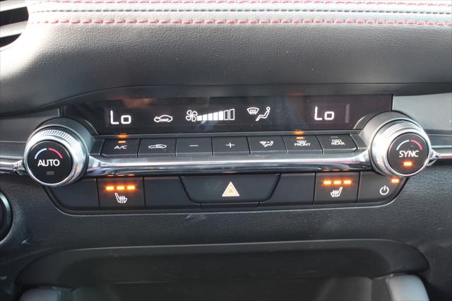 2024 Mazda Mazda3 2.5 S Carbon Edition