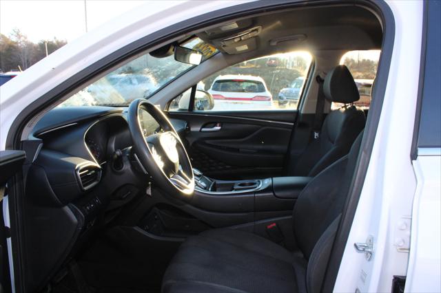 2022 Hyundai Santa Fe SE