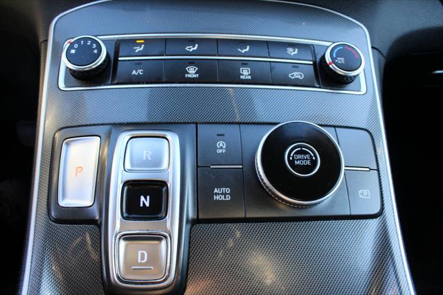2022 Hyundai Santa Fe SE