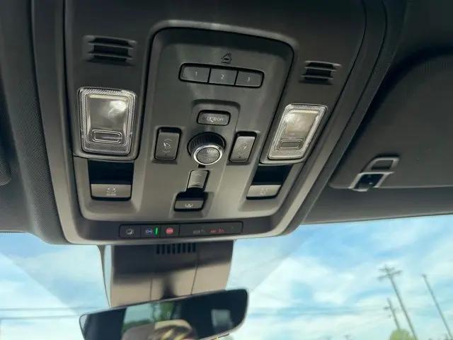 2023 Chevrolet Tahoe 4WD Premier
