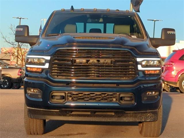 2024 RAM Ram 2500 RAM 2500 LARAMIE MEGA CAB 4X4 64 BOX