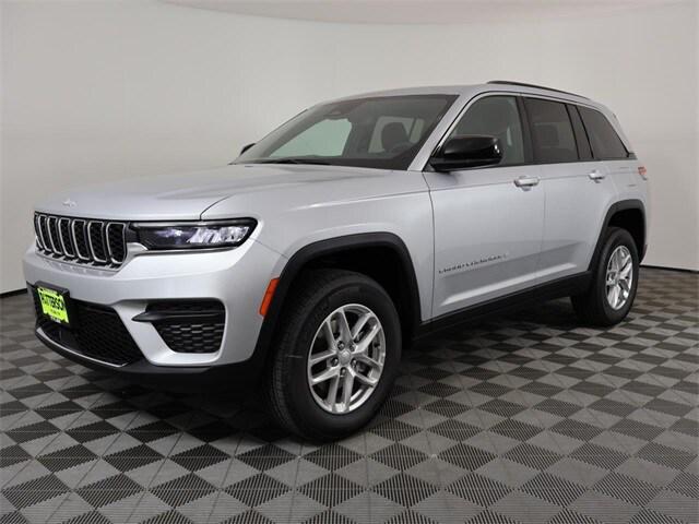 2024 Jeep Grand Cherokee GRAND CHEROKEE LAREDO X 4X2