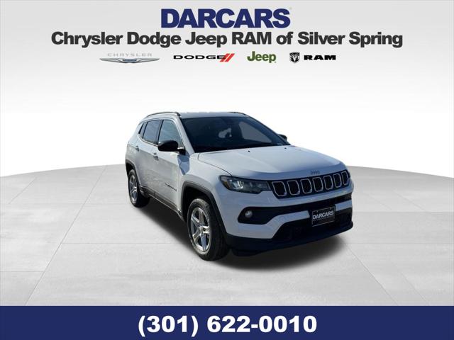 2024 Jeep Compass COMPASS LATITUDE 4X4