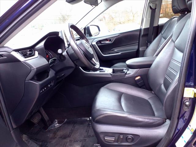 2020 Toyota RAV4 XLE Premium