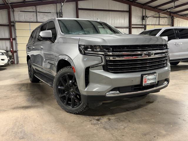 2023 Chevrolet Suburban 4WD LT
