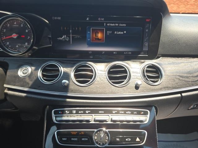 2017 Mercedes-Benz E-CLASS E 300 E 300
