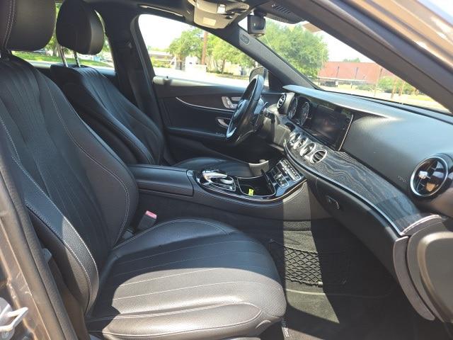 2017 Mercedes-Benz E-CLASS E 300 E 300